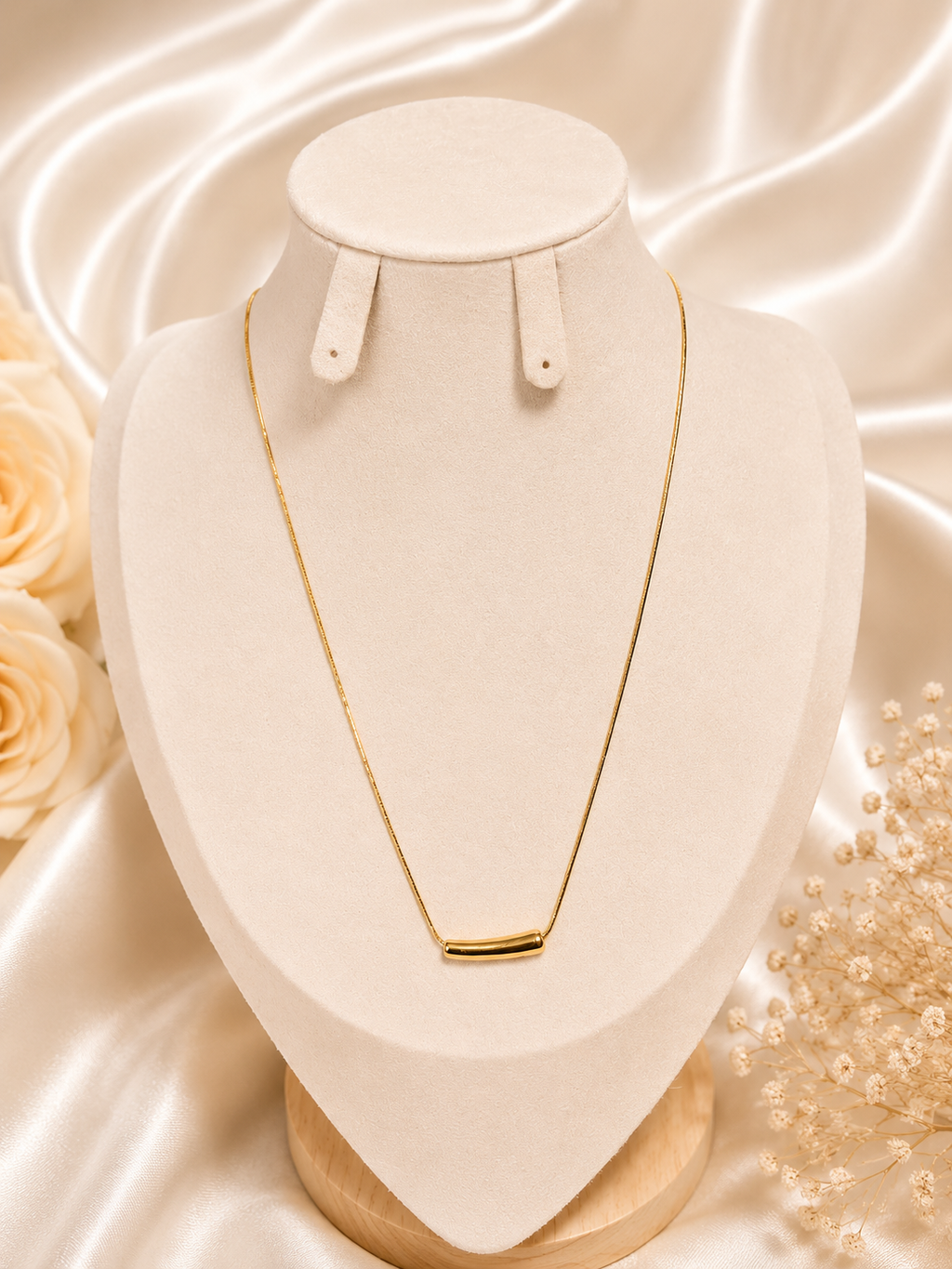 Lumière Bar Necklace