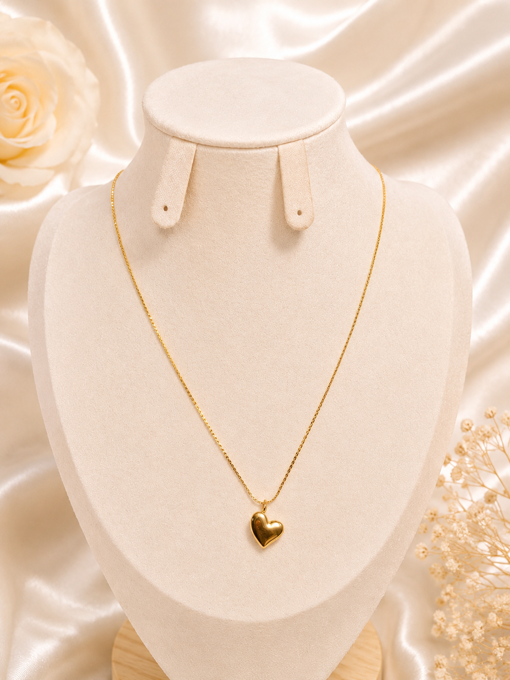 Amour Heart Necklace