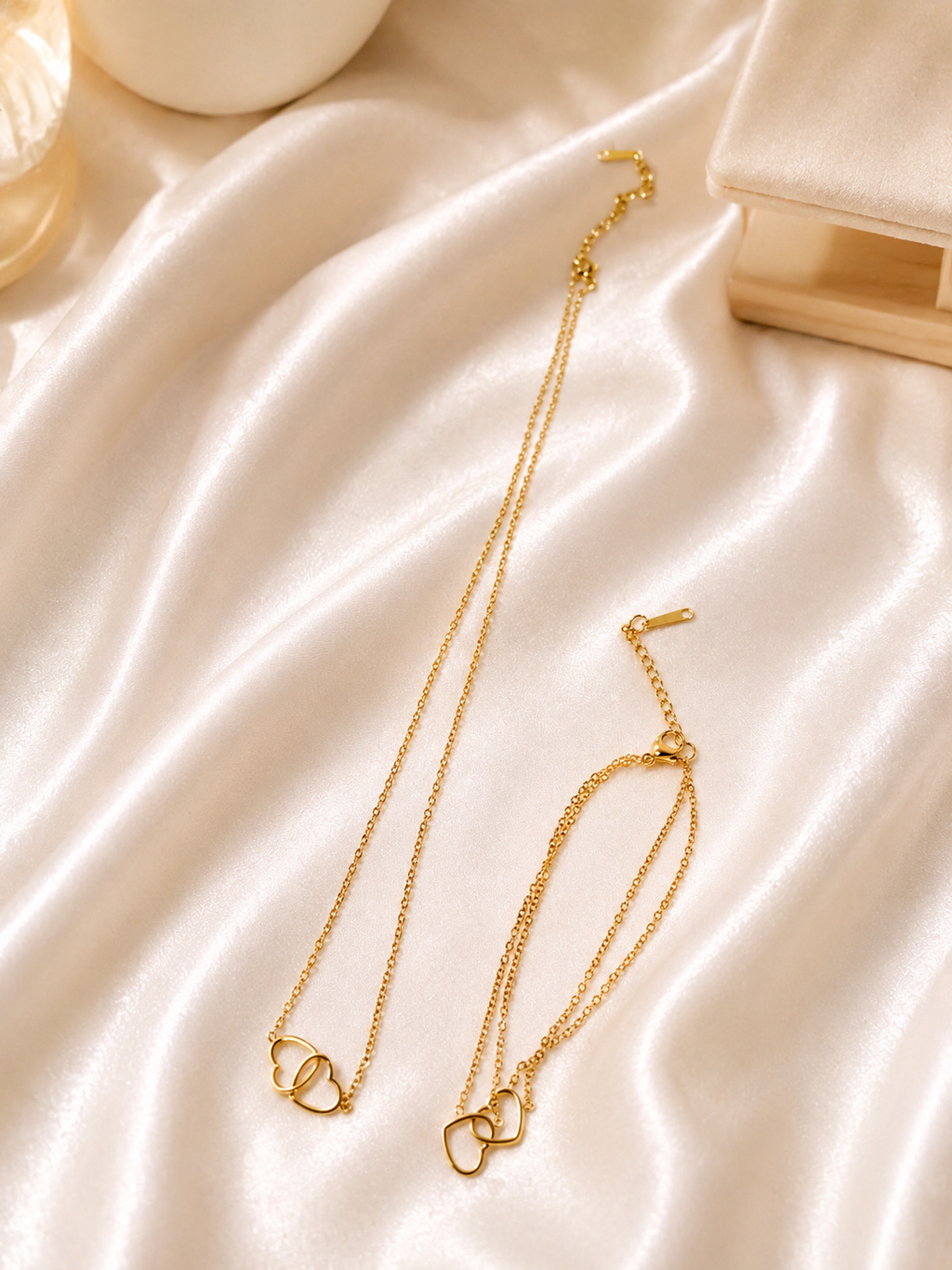 Éternité Necklace