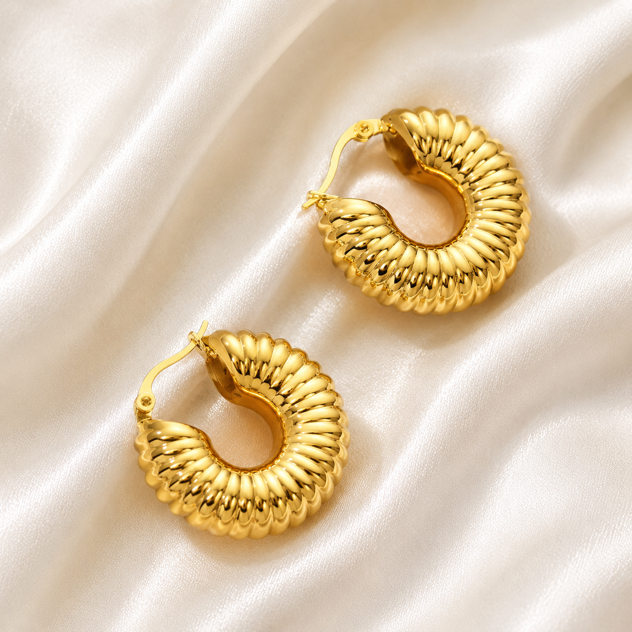 The signature Colette Hoops