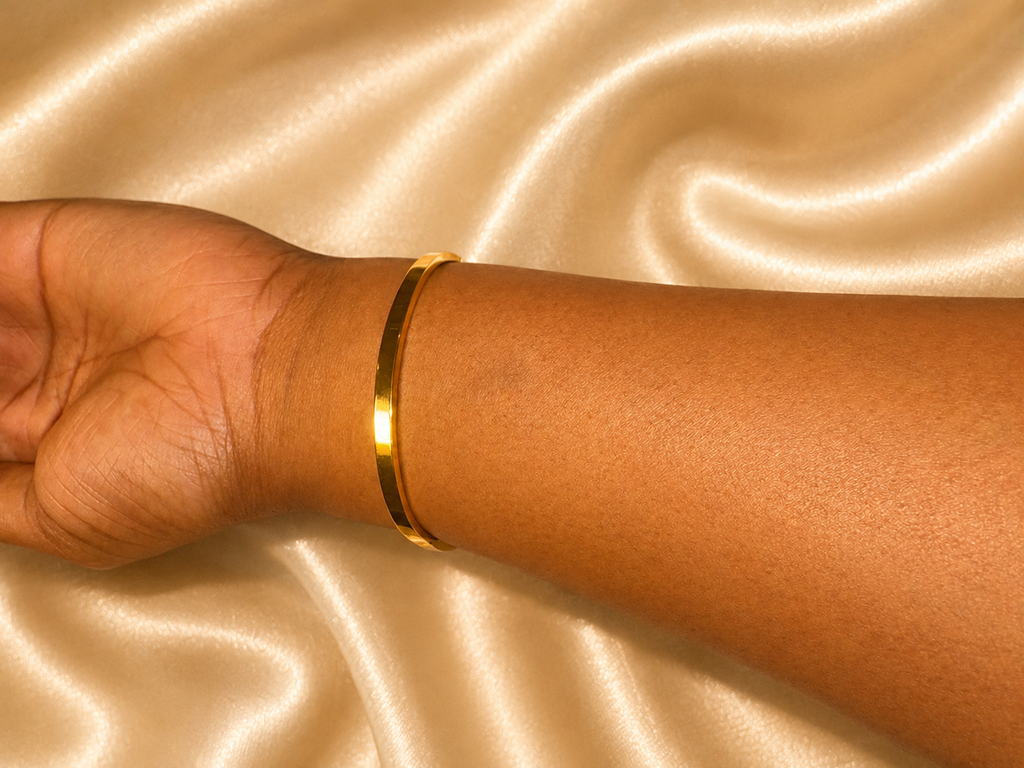 The Juliette Enamel Bangle