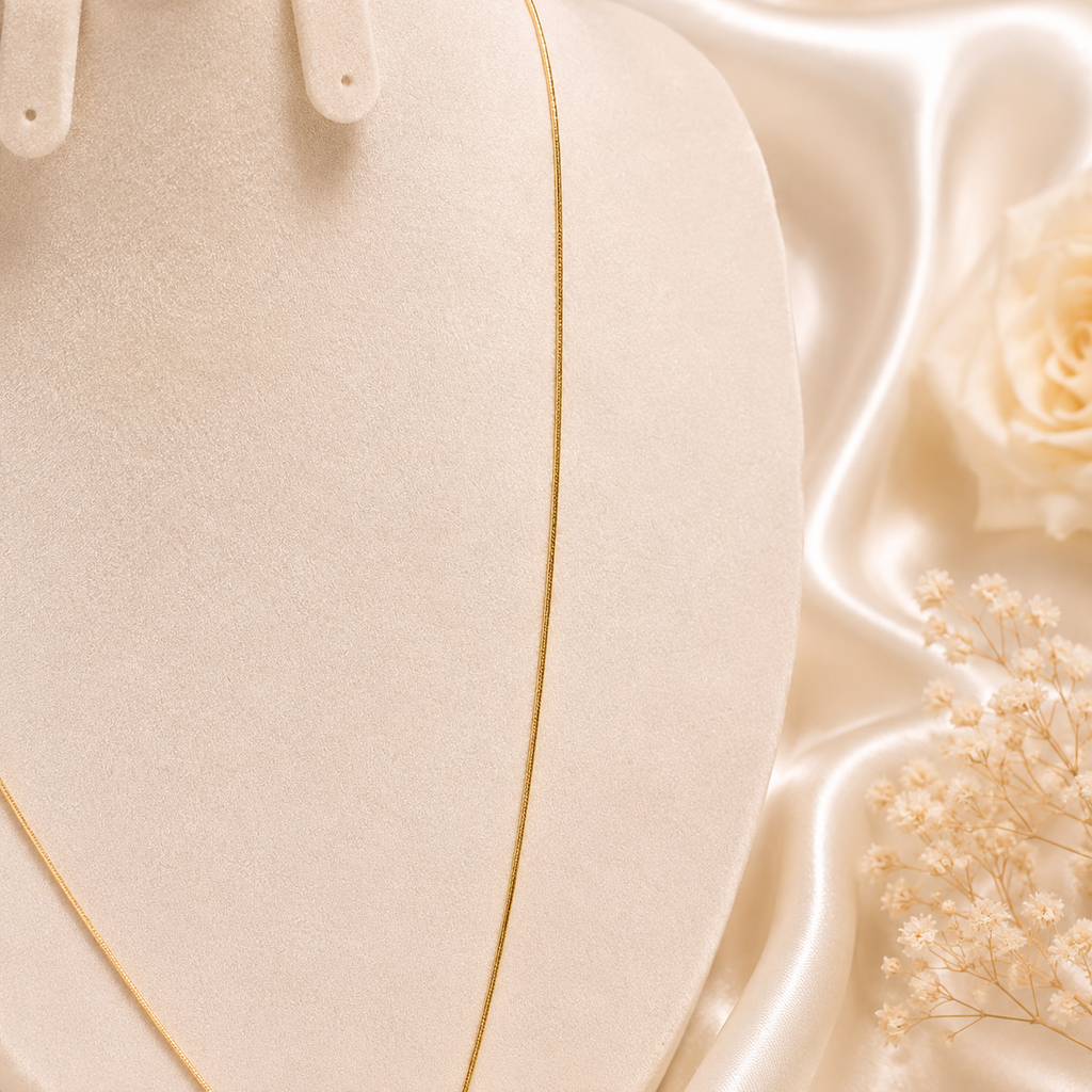Lumière Bar Necklace