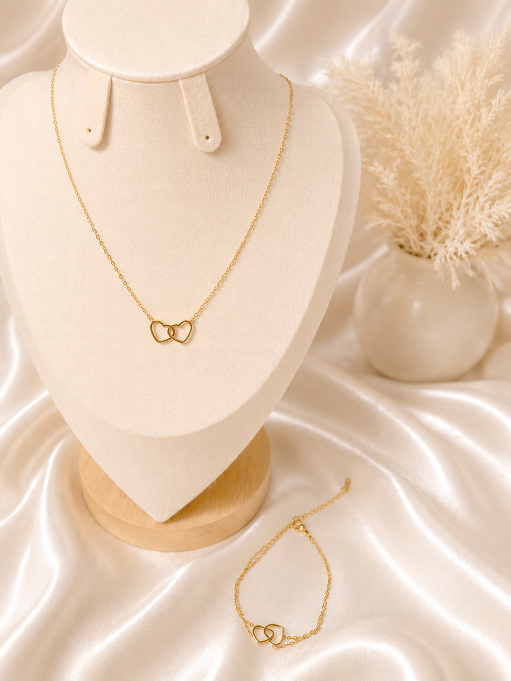 Éternité Necklace