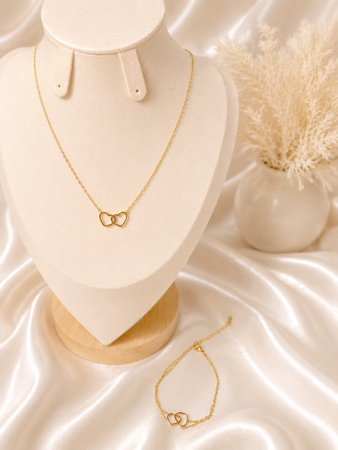 Éternité Necklace