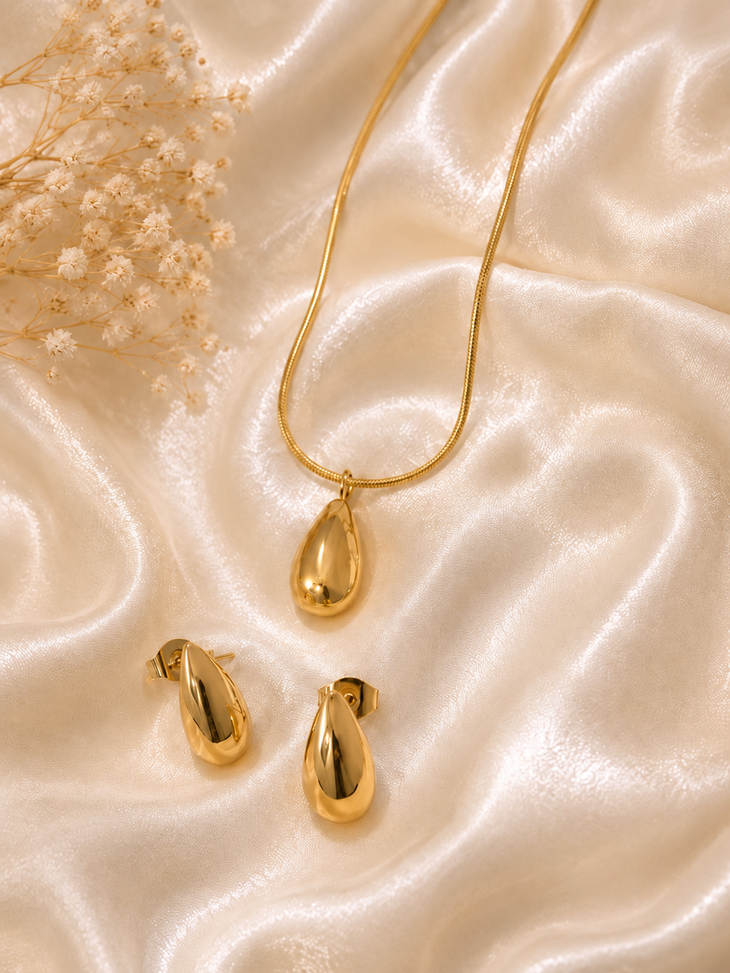 Jolie Tear Set