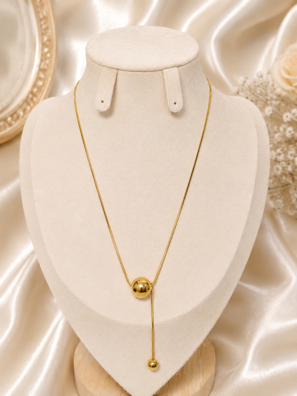 Aurélie Drop Necklace