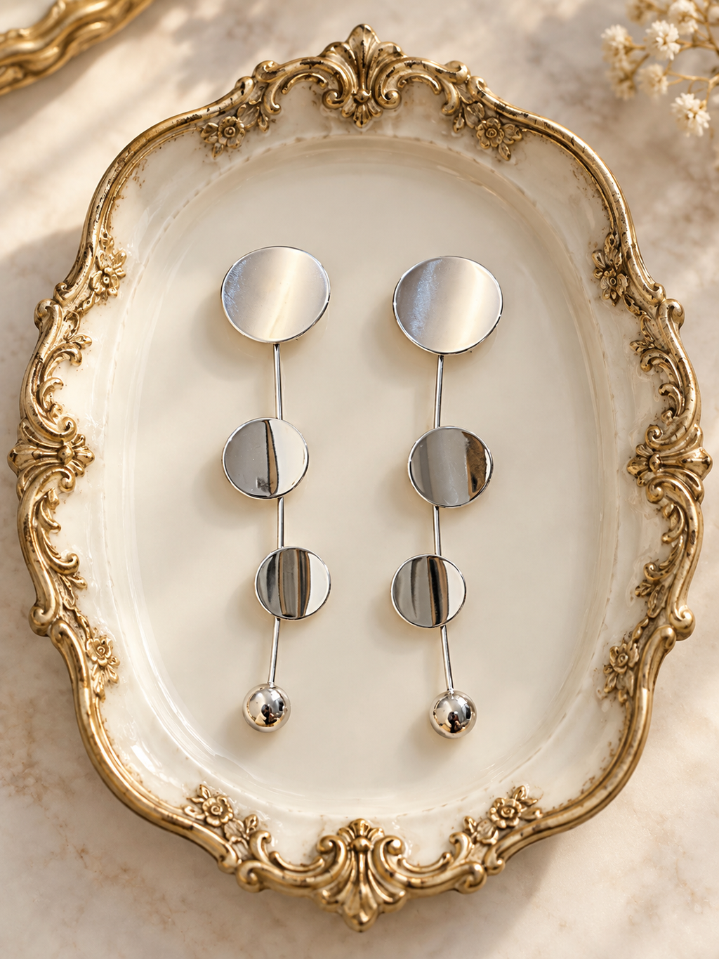 The Élodie Earrings | Gold Earrings for Women — Gift for Her