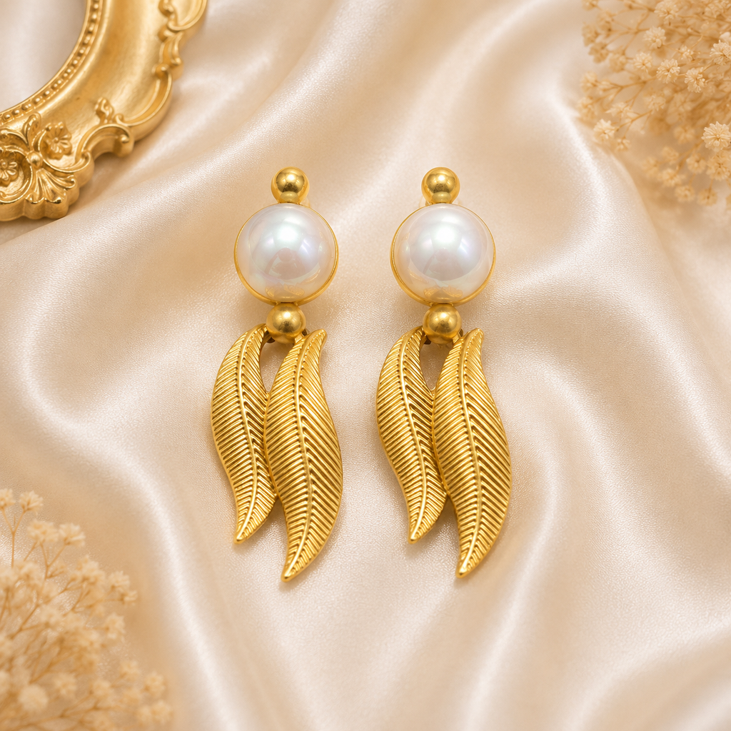Golden Muse Pearl Set