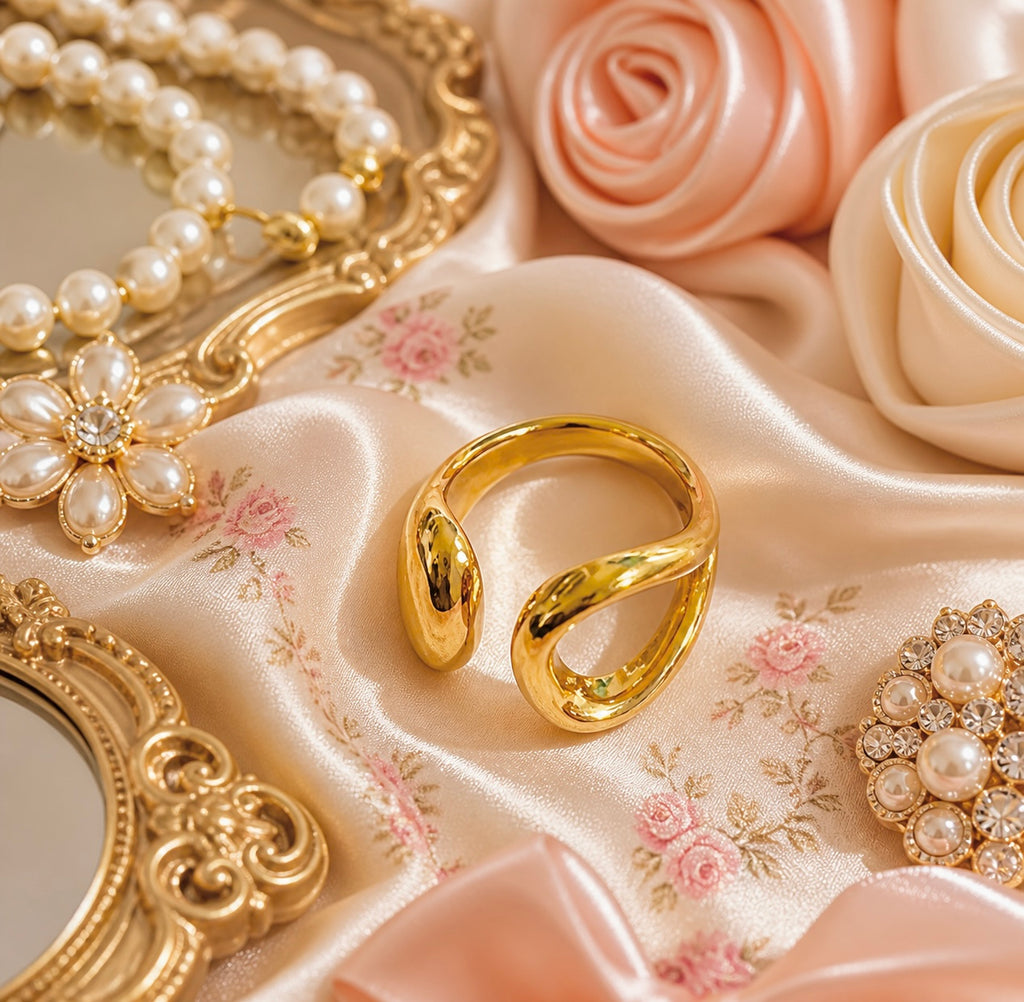 Aura Petal Ring
