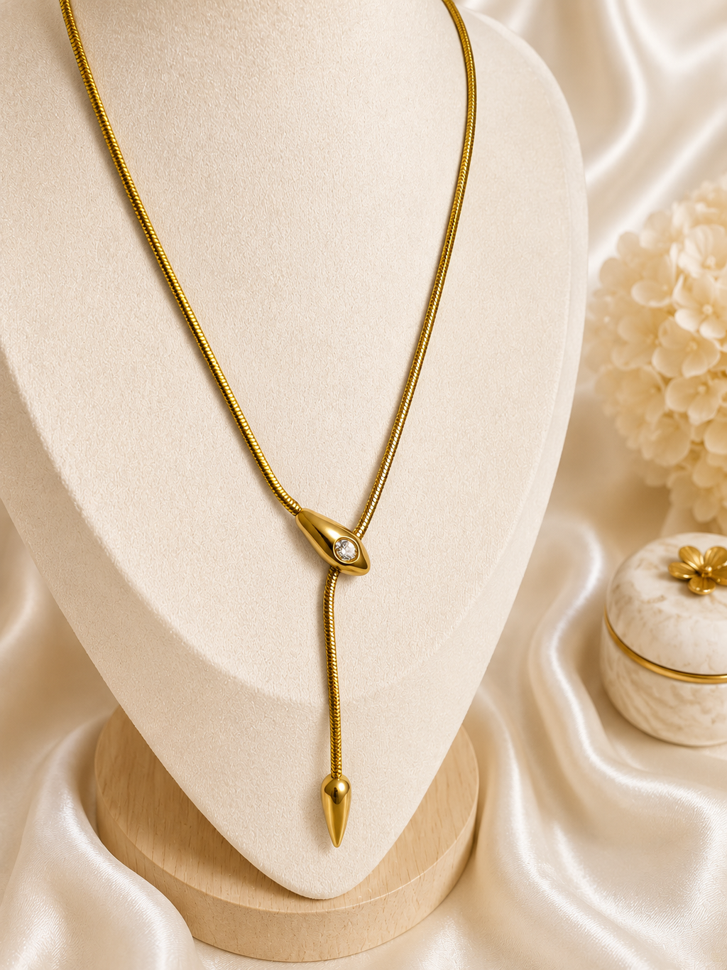 Amour Lariat Necklace