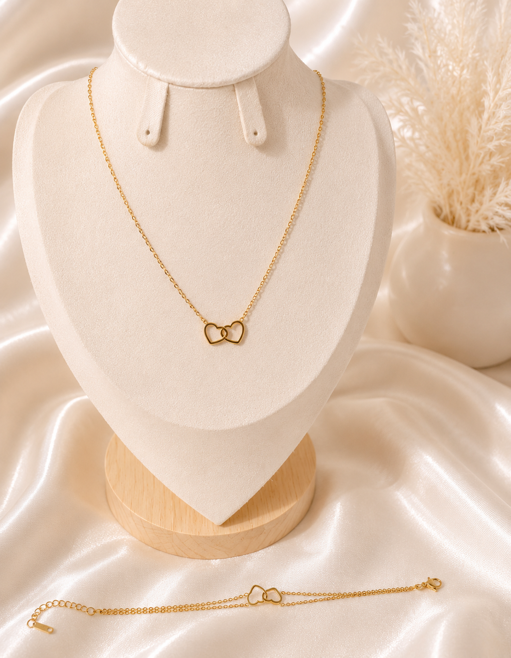 Éternité Necklace
