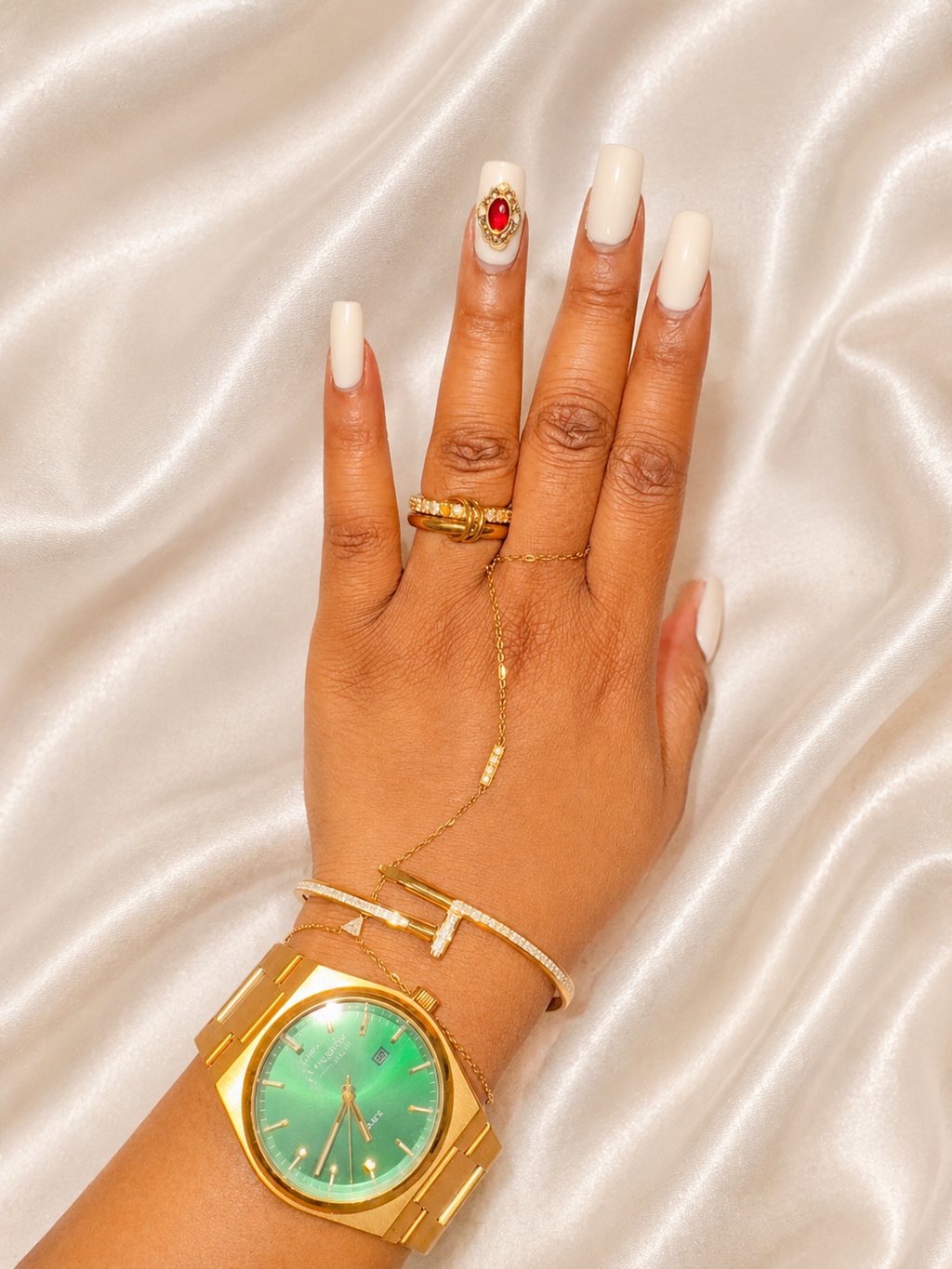Élise | Gold Bracelet for Women — 18K Gold Plated, Waterproof, Tarnish-Resistant