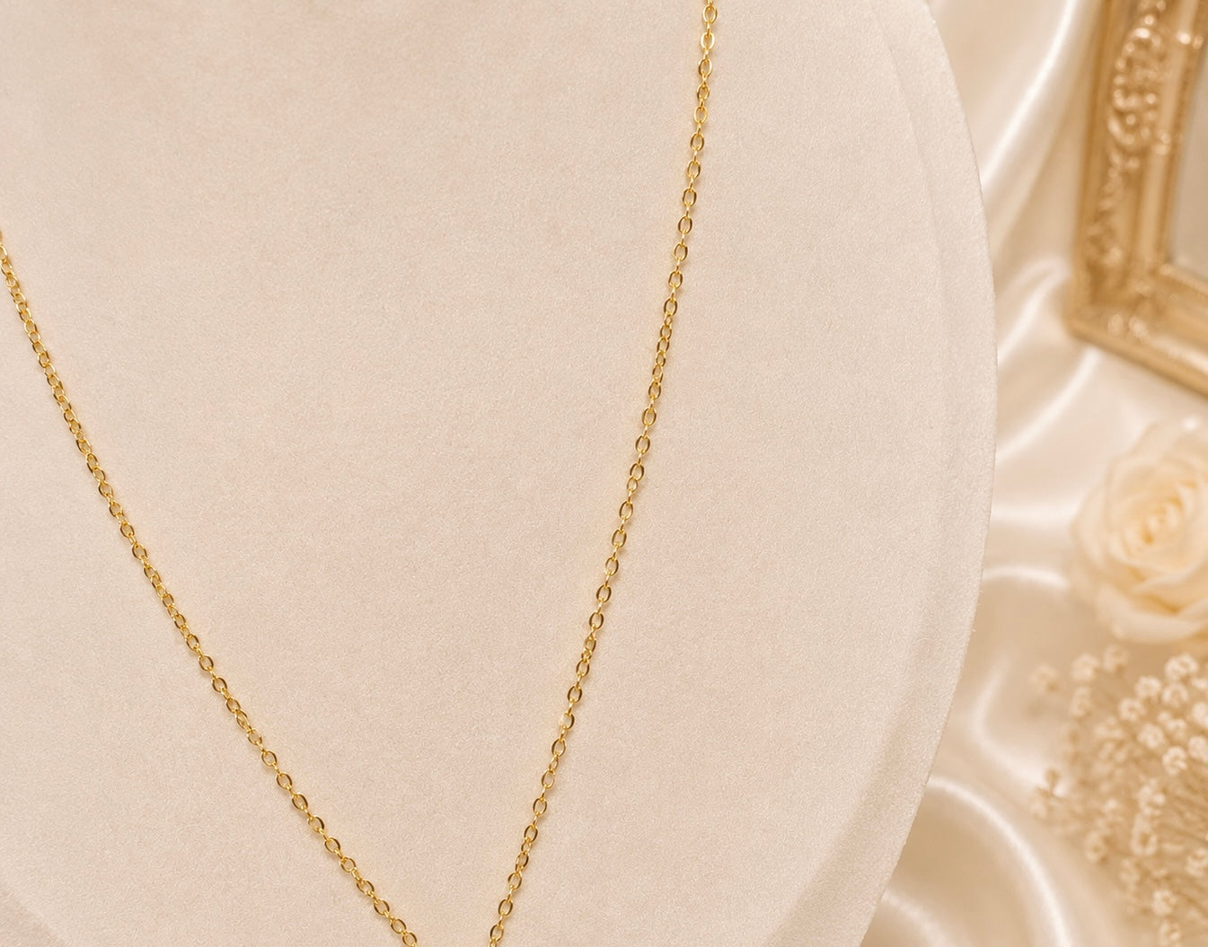 Luna Étoile Necklace